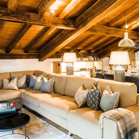 Apartment Le Bois De Pin 23 Ski Au Pied, Comfortable, Moderne, Calme Courchevel